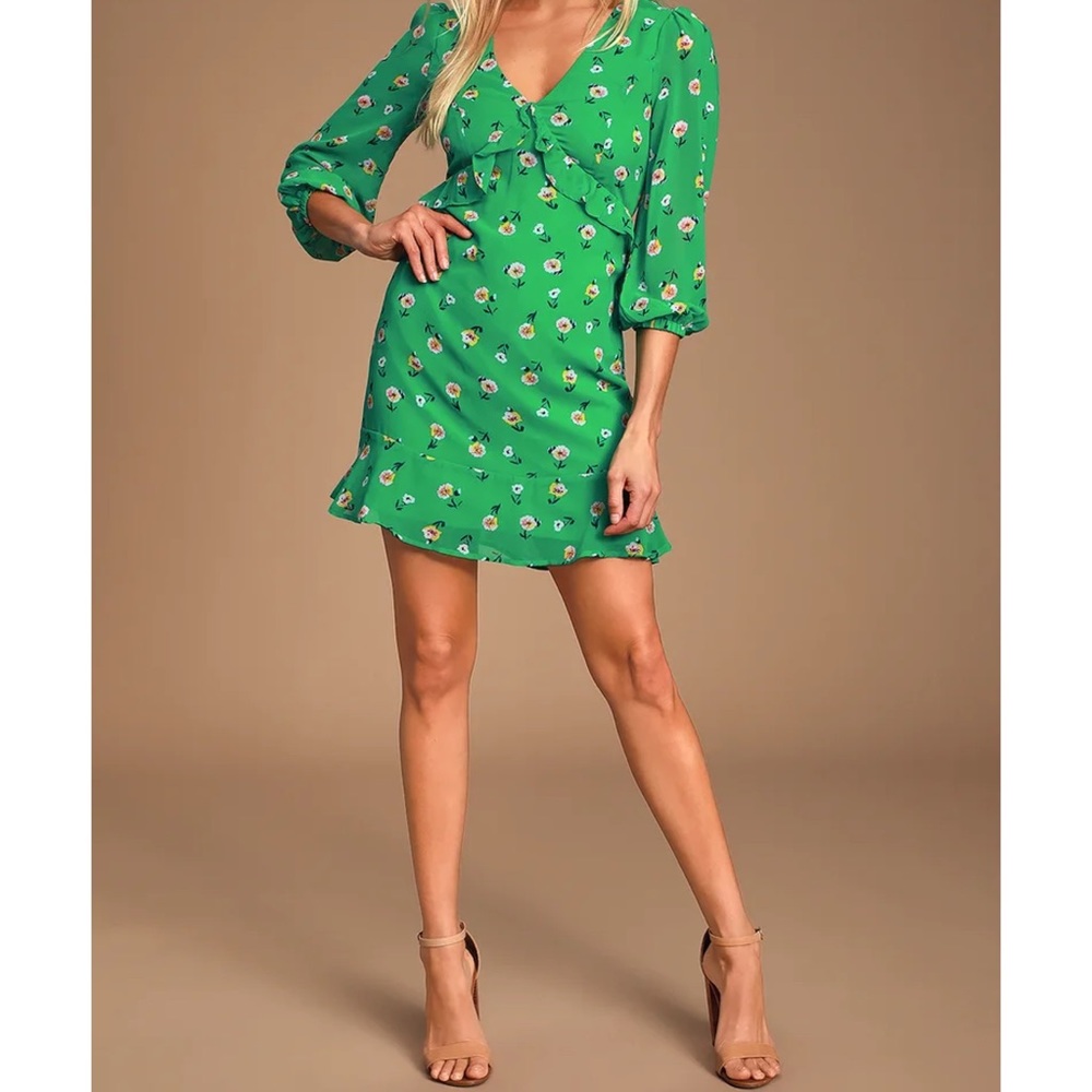 NWT Lulu’s Field of Vision Green Floral Print Long Sleeve Mini Dress
